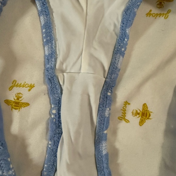 Victoria's Secret Blue Lace Bikini - Picture 2 of 5